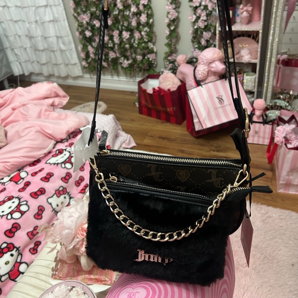 Juicy Couture double trouble cross body back